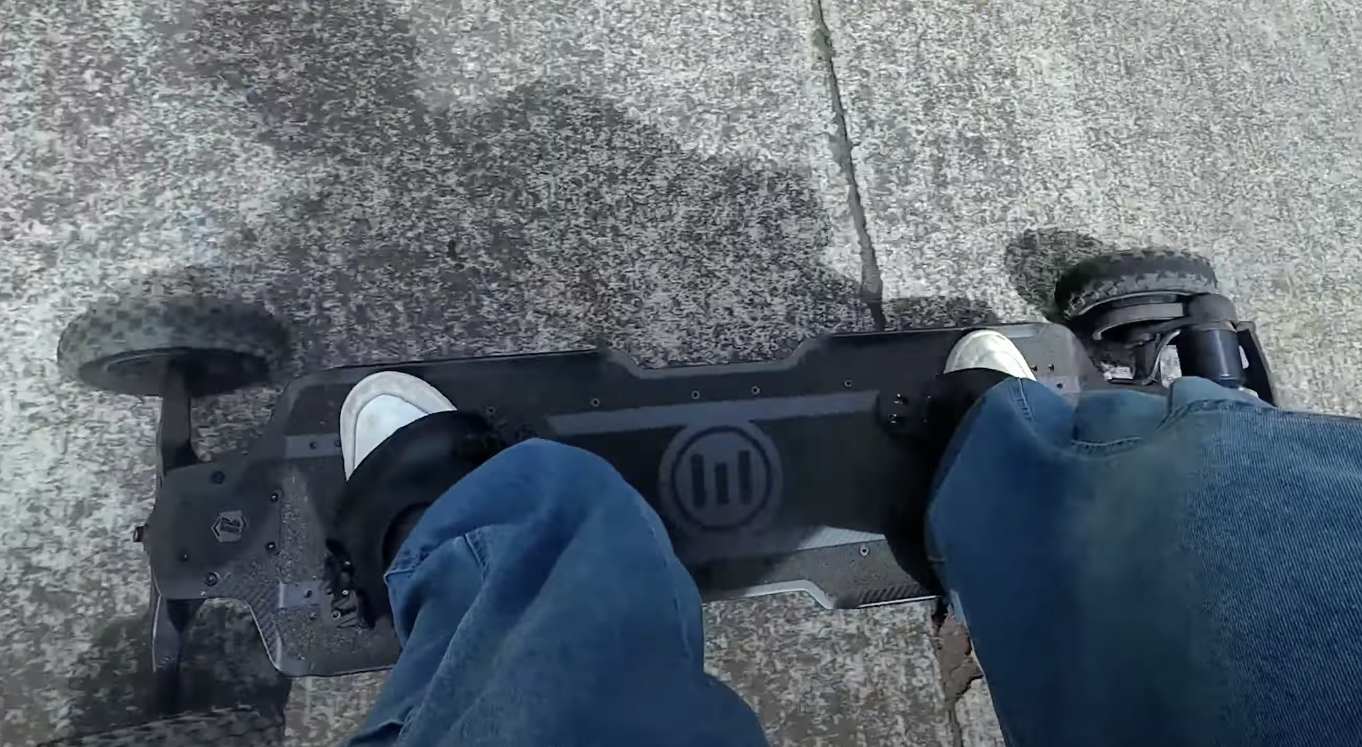 Diablo Renegade puissance tout-terrain couple moteurs